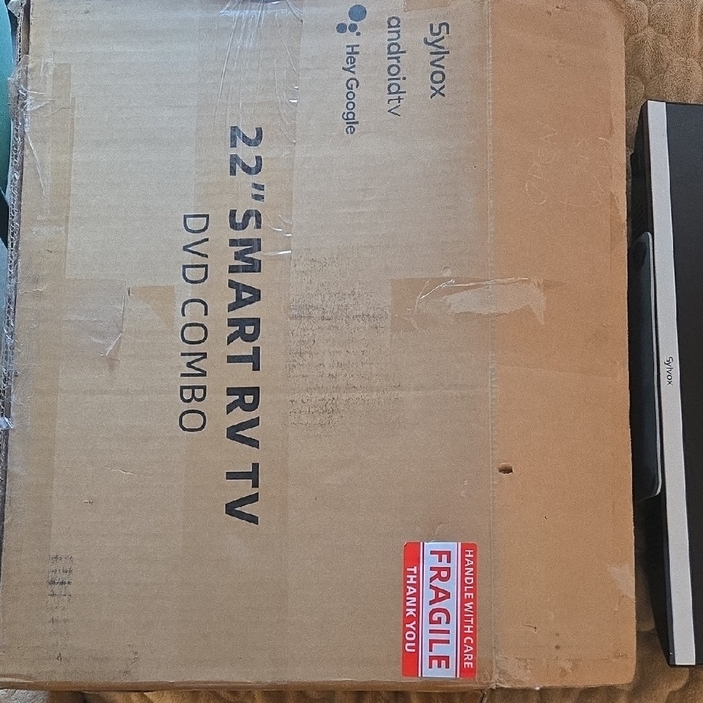 Sylvox 22" Smart RV TV DVD Combo